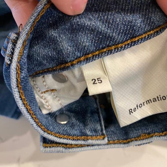 Reformation High and Skinny Jeans in Rhine Size 25 - Picture 8 of 12
